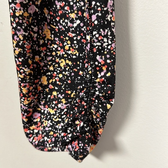 Tek Gear Girls Capri Leggings Size 14 / 16,  Athletic Pants Dry Fit Stretch - Picture 6 of 6